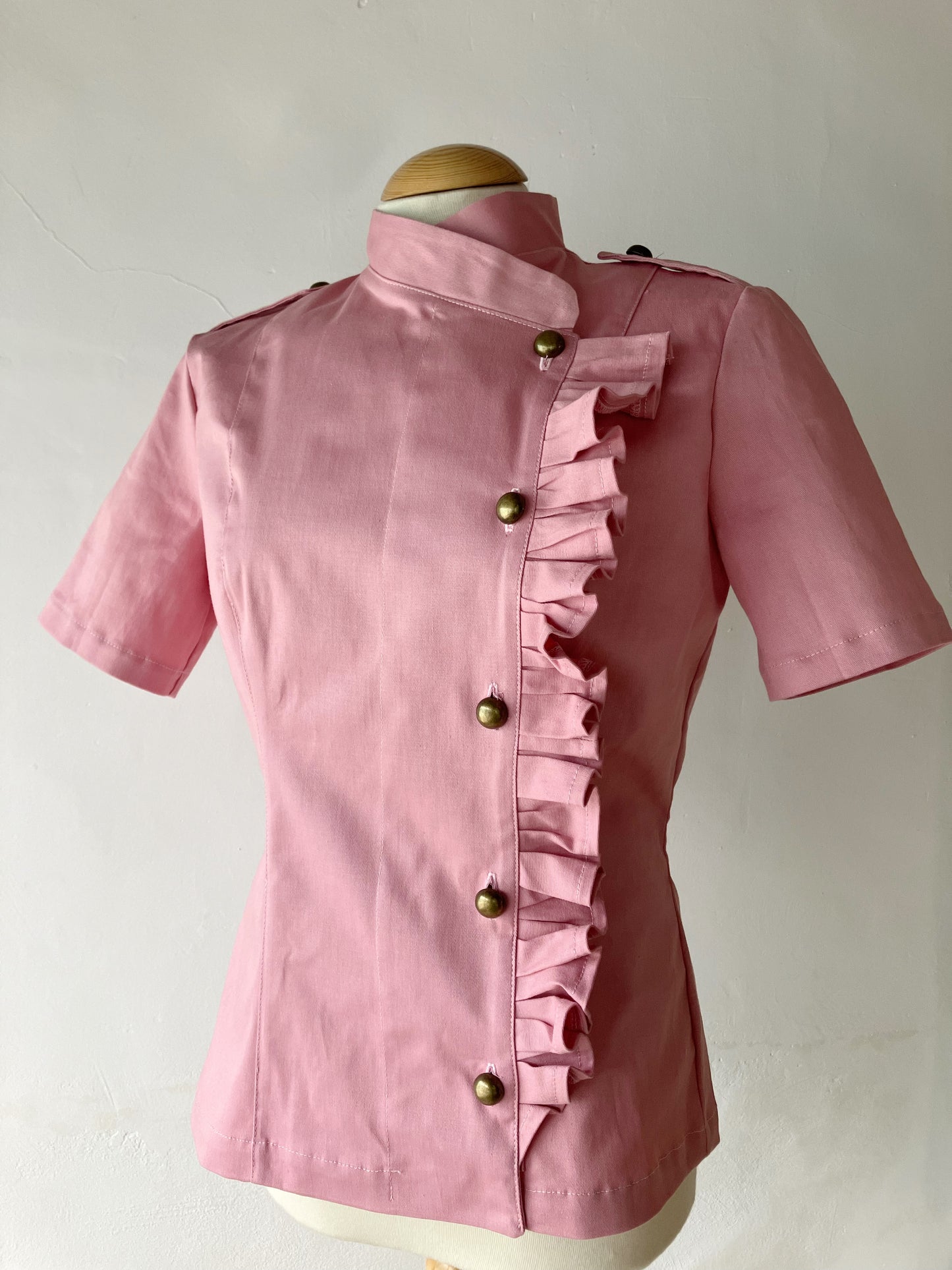 Chaquetilla Nélida con volante y manga base