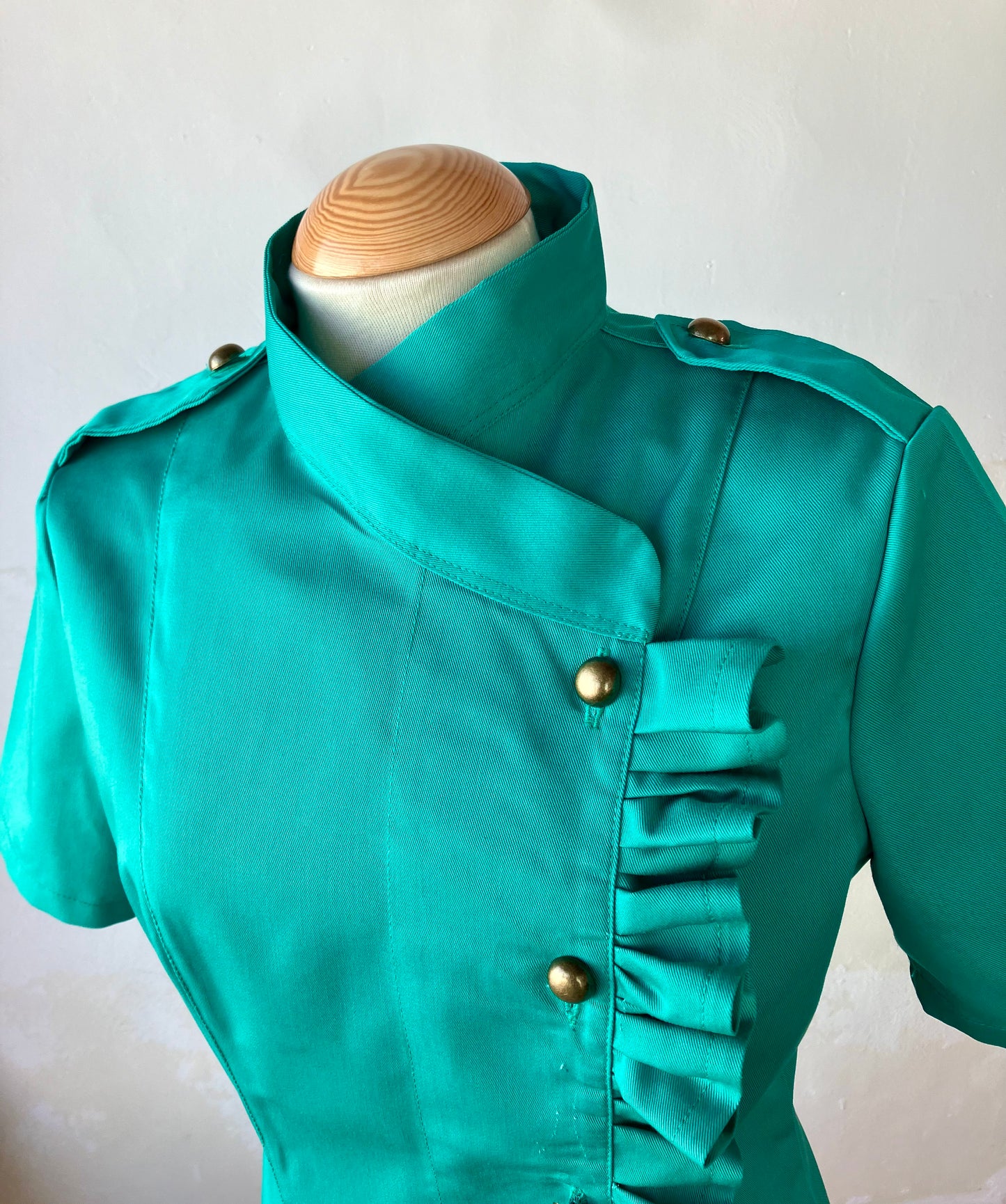 Chaqueta de Cocina Nélida. Volante y Manga base